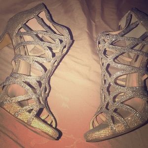 New HEELS